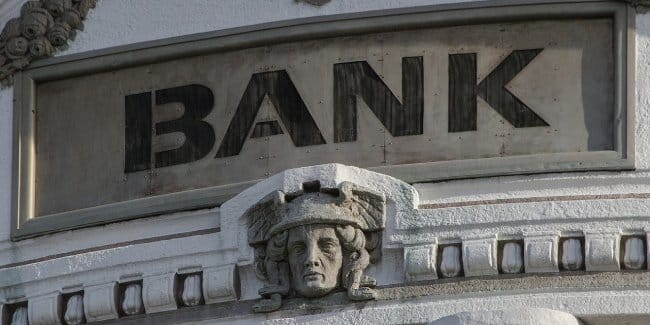 bank-2907728_1280